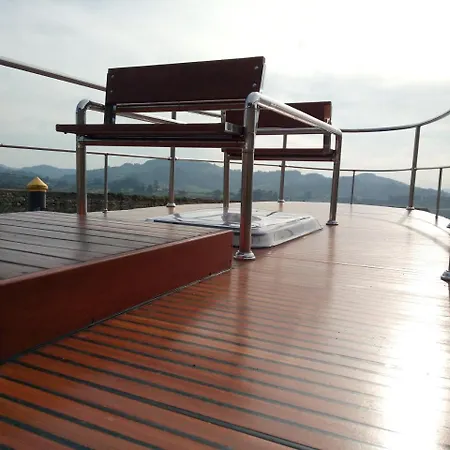 Estrella Del Norte Hotel en barco